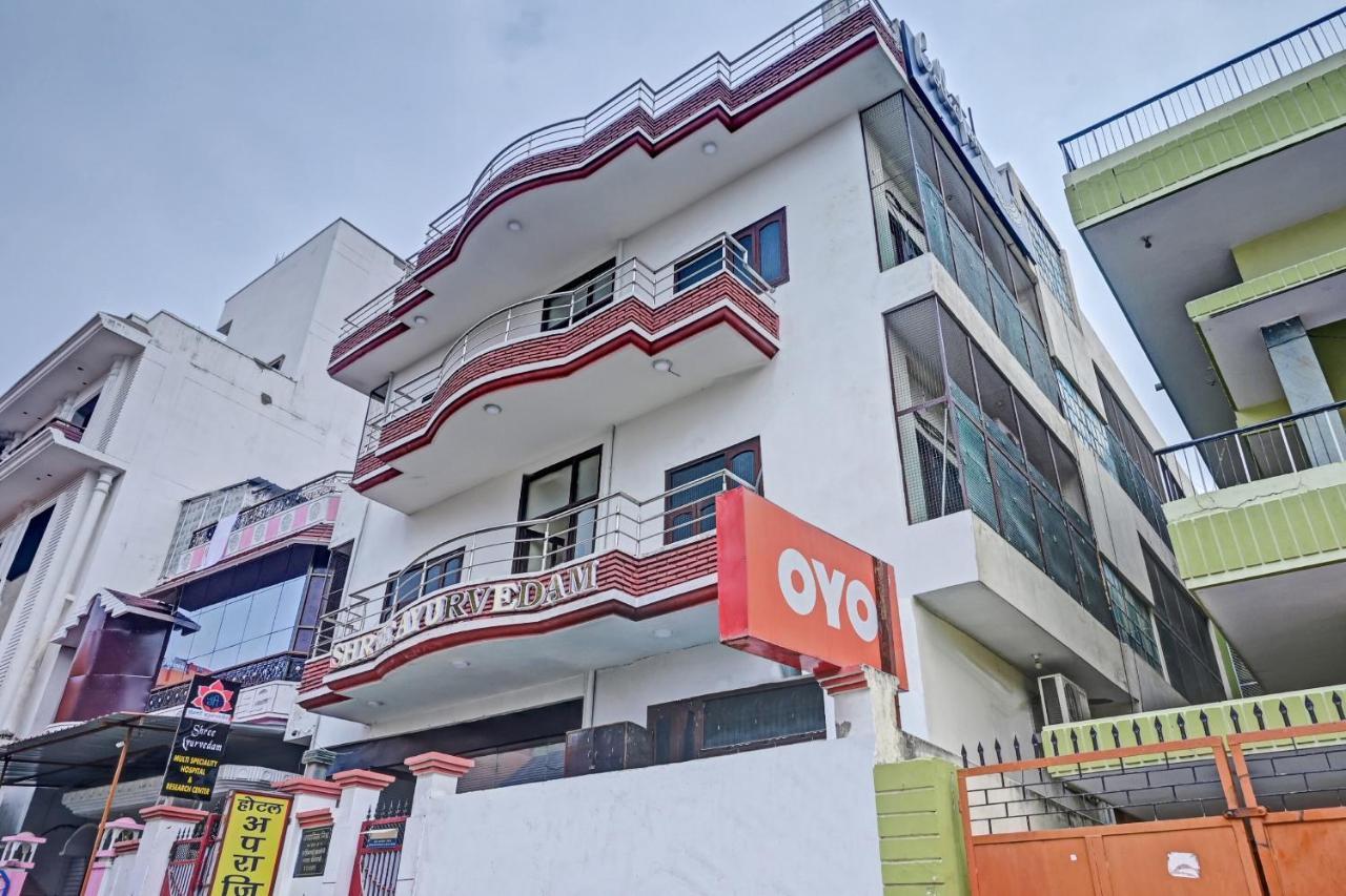 OYO 7498 Hotel Aparajita Váránasí Exteriér fotografie