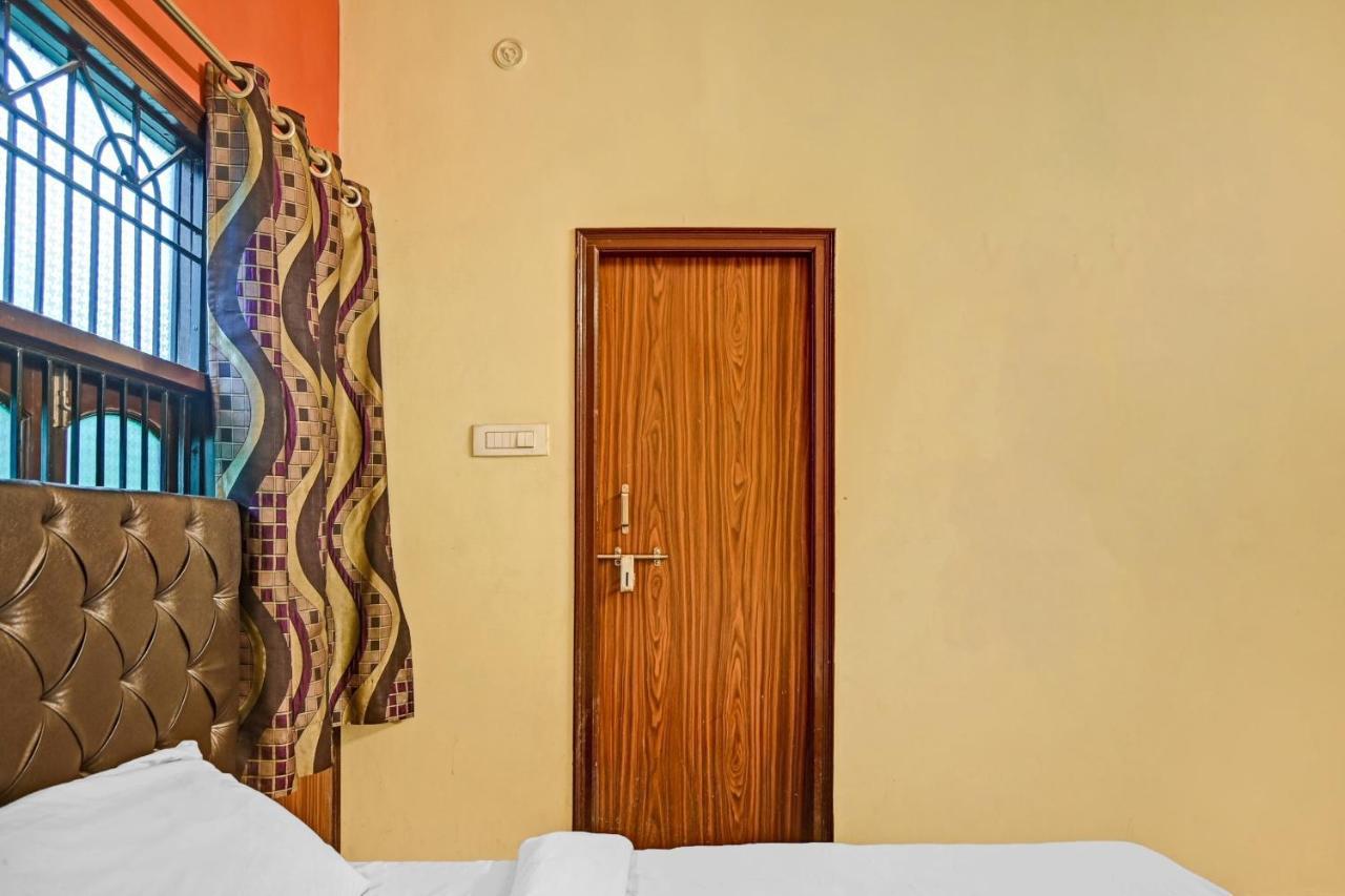 OYO 7498 Hotel Aparajita Váránasí Exteriér fotografie