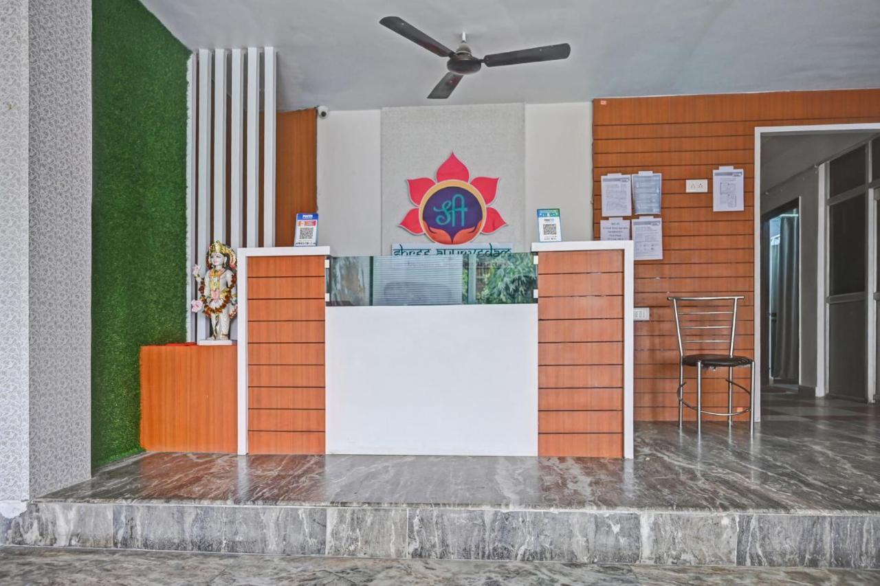 OYO 7498 Hotel Aparajita Váránasí Exteriér fotografie