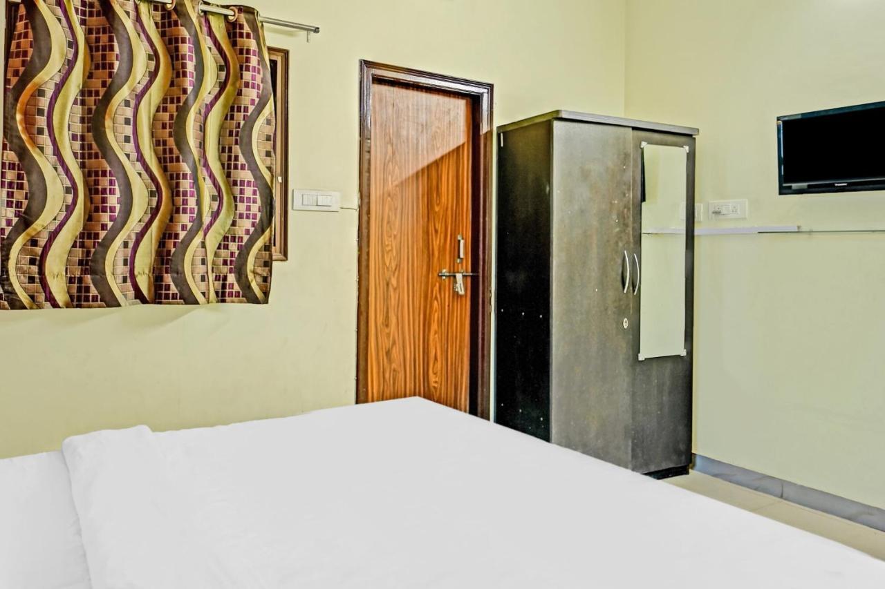 OYO 7498 Hotel Aparajita Váránasí Exteriér fotografie