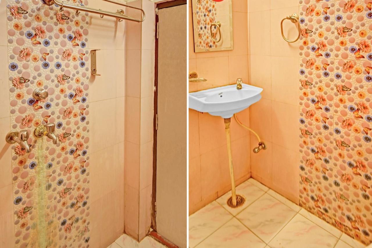 OYO 7498 Hotel Aparajita Váránasí Exteriér fotografie